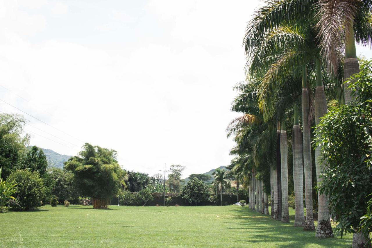 Paraiso Hotel Campestre La Virginia  Buitenkant foto